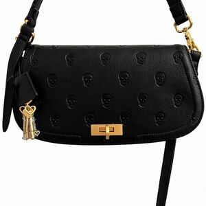 🖤 Betsey Johnson Black Skull Embossed Crossbody / Shoulder Bag NWT 🖤